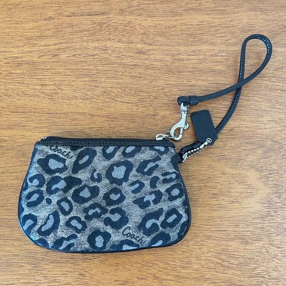 Coach Wristlet Pouch Black Patent Gray Silver Ocelot Leopard Animal Print - Picture 4 of 6